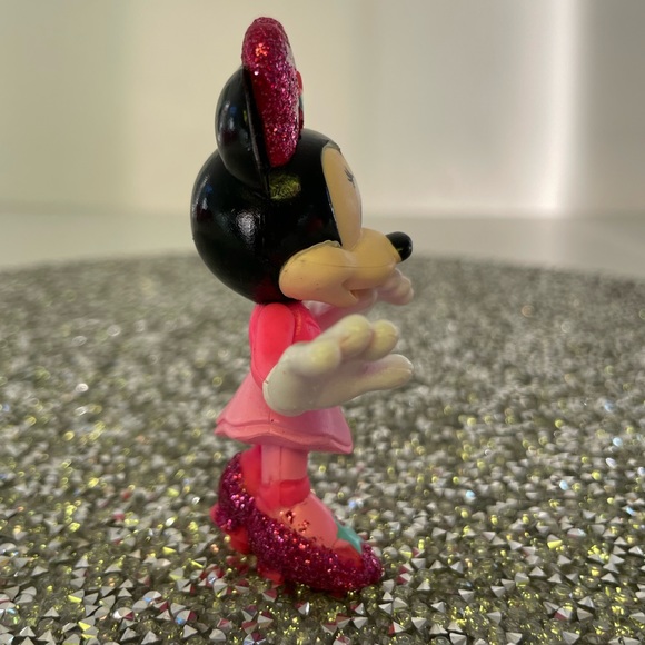 Minnie Mouse Figurine - Picture 3 of 11